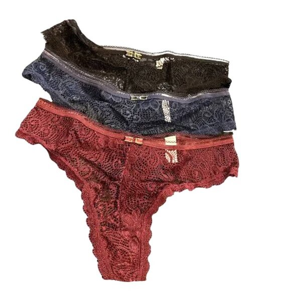 Elegant CHAMPANG Sexy Nightdress and 3pcs Floral Lace Panties - Picture 9 of 10